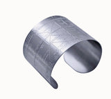 London Tube Cuff Embossed