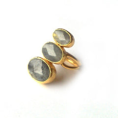 Verticle Three Small to Large Grey Labradorite Stones Ring